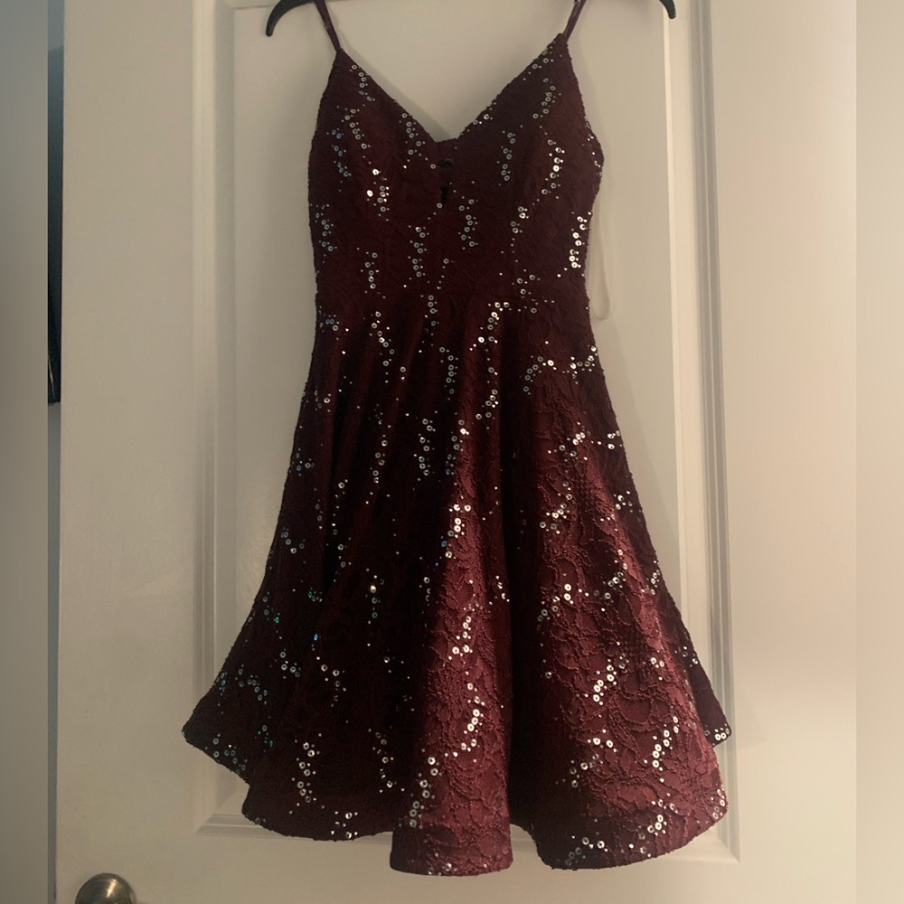 Glitter burgundy short dress
